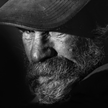 Muž s čepicí / Old man in a cap